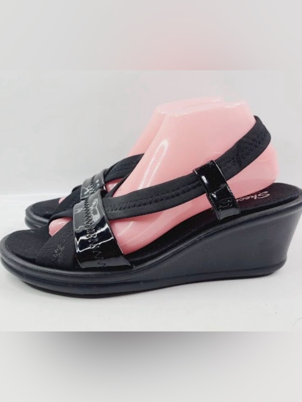 Skechers Women's Black Cali
Rumblers Step Out Wedge Slingback Sandal Size 8